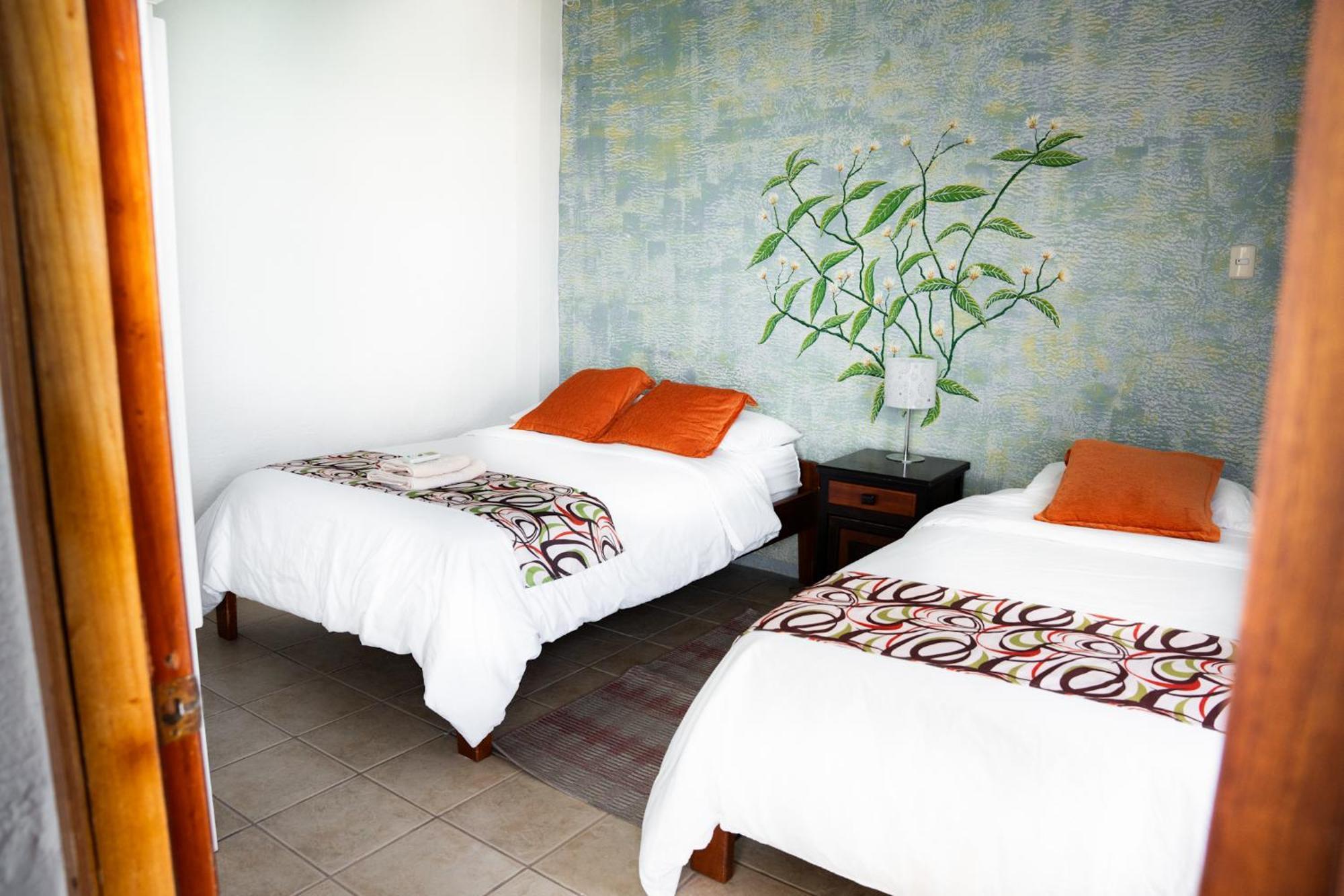 Hotel Miconia Puerto Baquerizo Moreno Bagian luar foto