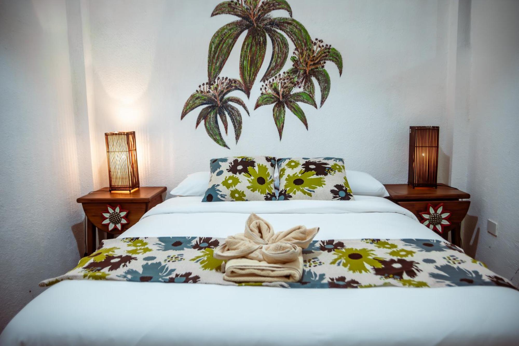 Hotel Miconia Puerto Baquerizo Moreno Bagian luar foto
